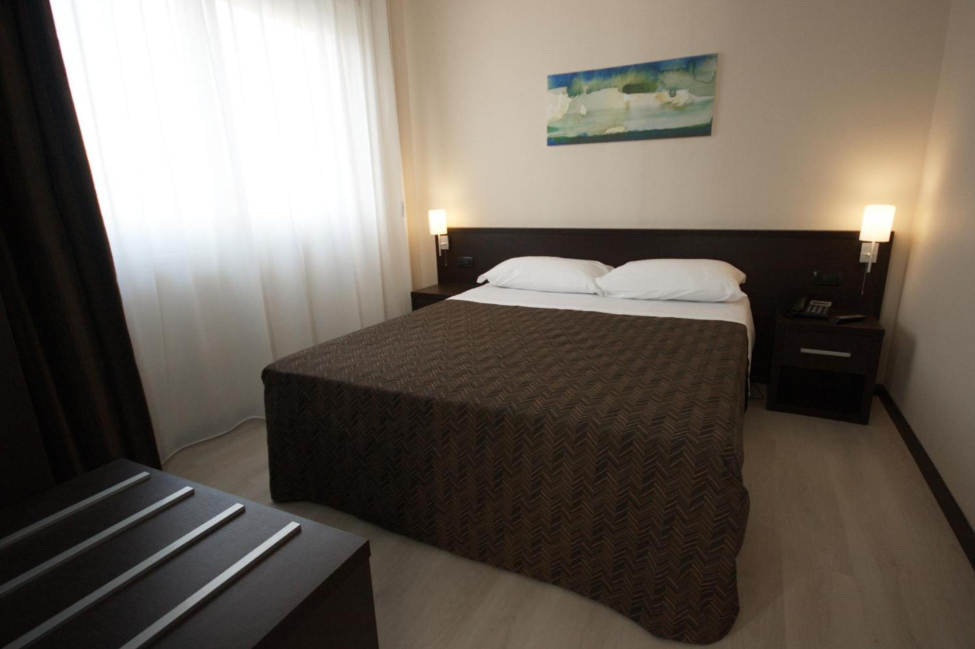 Guest House Residence Messina Exterior photo